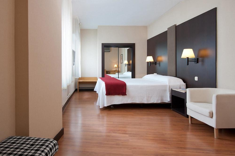 Hotel Delta Tudela Esterno foto