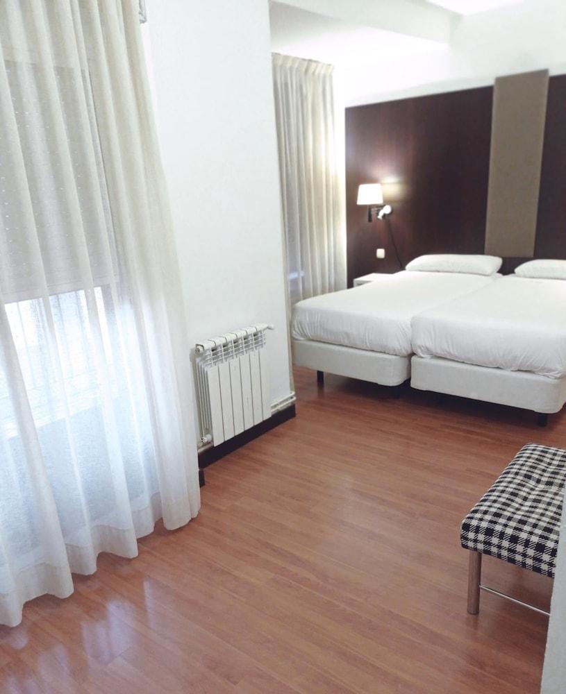 Hotel Delta Tudela Esterno foto