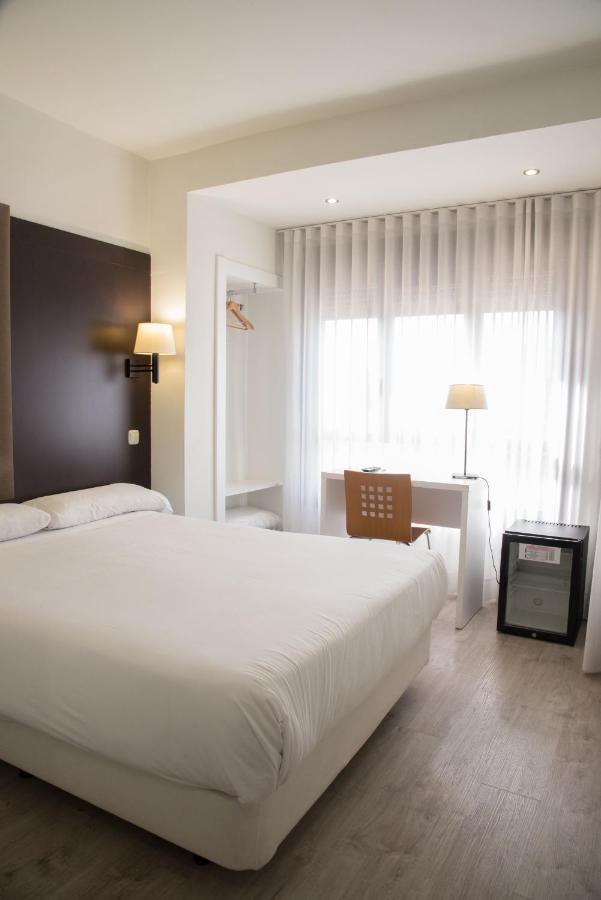 Hotel Delta Tudela Esterno foto